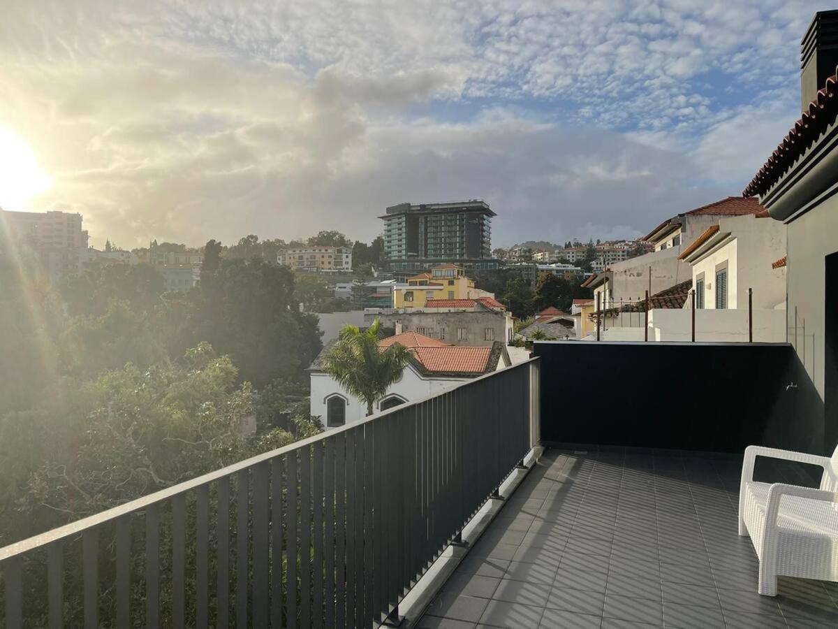 פונשל Carreira Residence מראה חיצוני תמונה