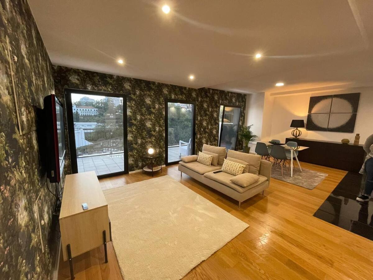 פונשל Carreira Residence מראה חיצוני תמונה